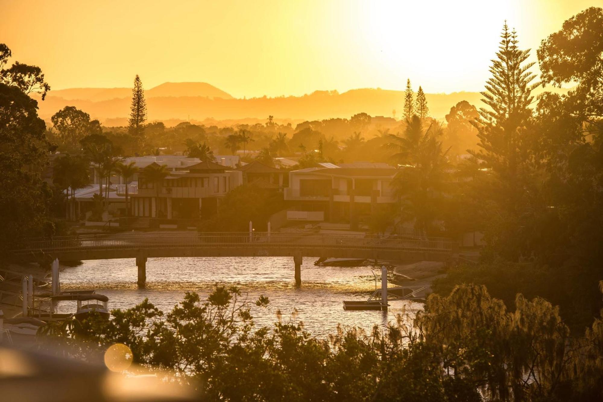 The Hastings Beach Houses Noosa Heads Extérieur photo